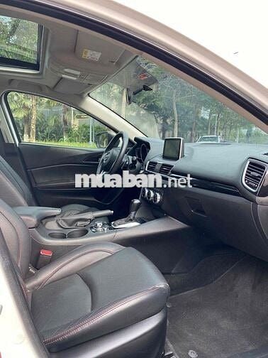 Mazda Mazda3 1.5 2015 Trắng Tự động