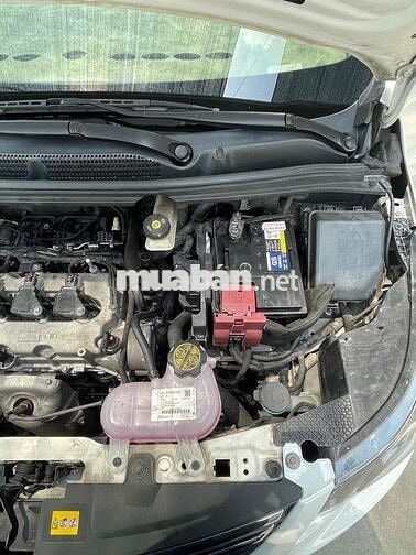 VinFast Fadil 2020 Tiêu chuẩn Trắng Tự động