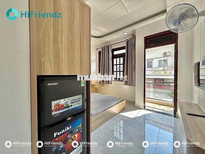 CHO THUÊ PHÒNG BAN CÔNG FULL NỘI THẤT NẰM TRÊN ĐƯỜNG PHẠM VĂN CHIÊU