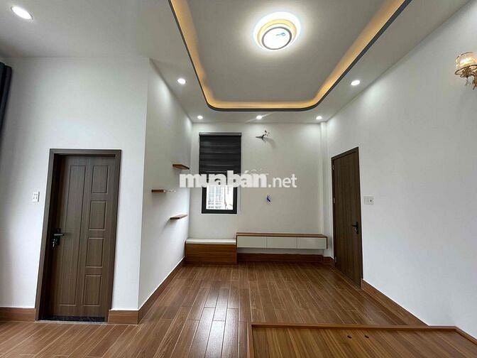 Hiếm  Căn Góc 2 mặt tiền- 2 tầng- Sổ Hoàn Công ngay chợ 150m