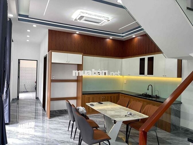 Hiếm  Căn Góc 2 mặt tiền- 2 tầng- Sổ Hoàn Công ngay chợ 150m