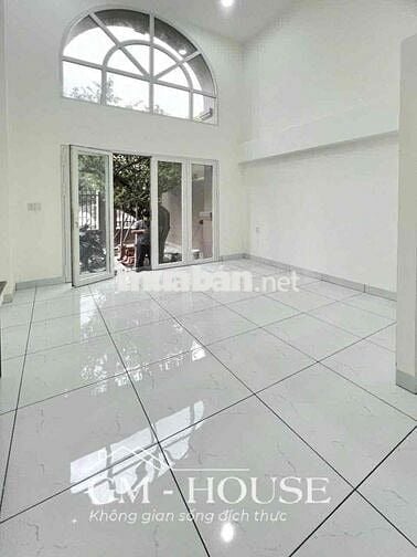 Mặt bằng 40m2 có hồ bơi siêu vip ở lại được ngay Nguyễn Văn Đậu BT
