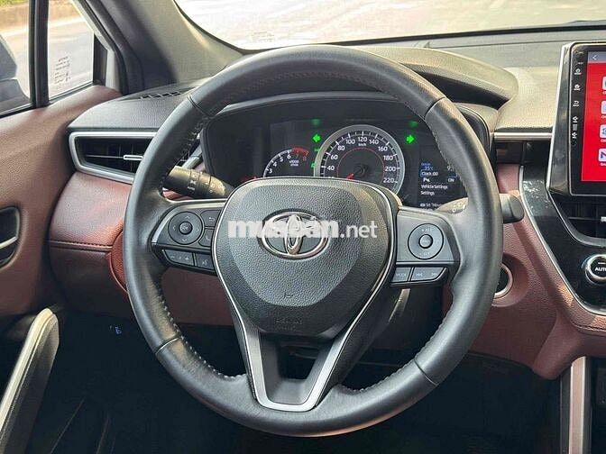 TOYOTA CORROLLA CROSS G T12/22 SIÊU MỚI