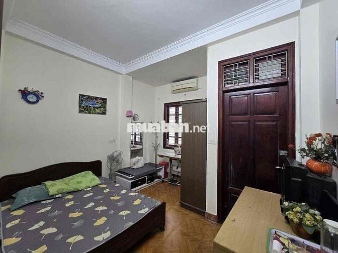 Gần ô tô phố Minh Khai 42m2 x5T giá 7.5 tỷ sổ đỏ cc KD ngõ. Thông tứ t