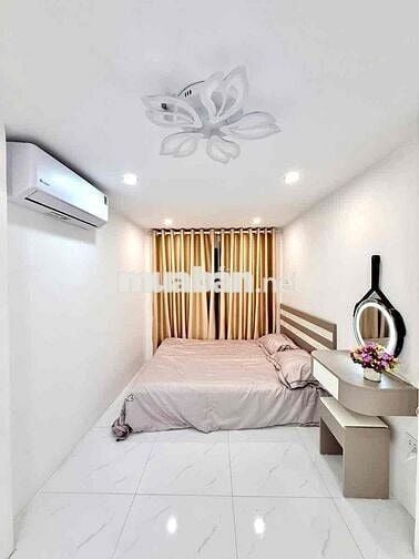 Lô góc phố Trương Định 2 thoáng 30m2 x5T giá 5.9 tỷ sổ đỏ CC bao Quy h