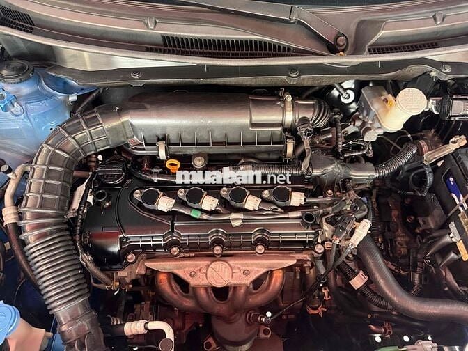 Suzuki Swift Xanh 5 chỗ