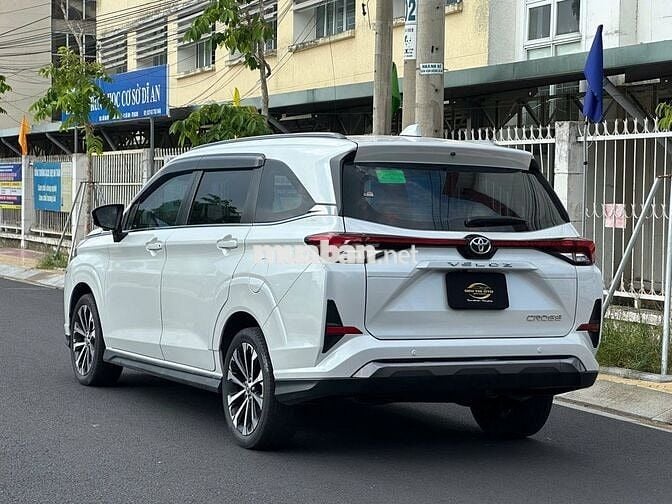 Toyota Veloz 1.5 Top 2022 Trắng 42.000 km