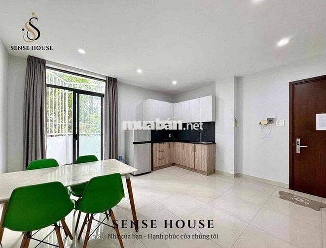 Chính Chủ Cho Thuê | 2PN Ban Công Rộng 80m2 | Ngay Sân Bay