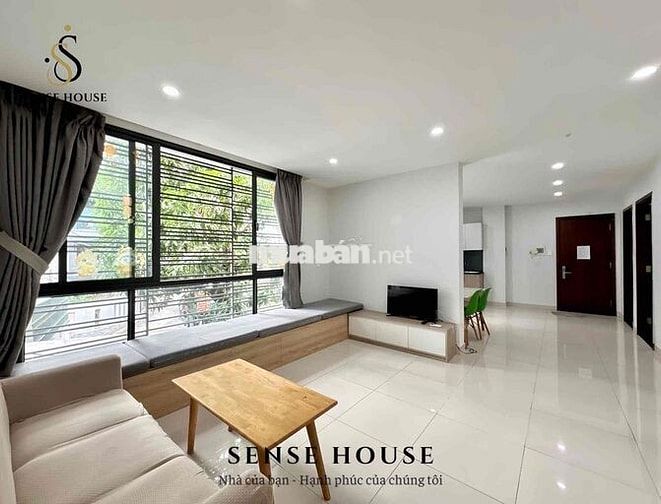 Chính Chủ Cho Thuê | 2PN Ban Công Rộng 80m2 | Ngay Sân Bay