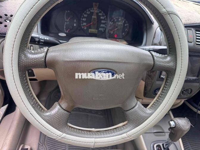 Ford Laser 2004 Tự động Đen