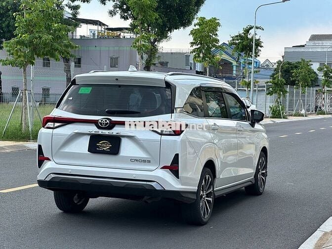 Toyota Veloz 1.5 Top 2022 Trắng 42.000 km