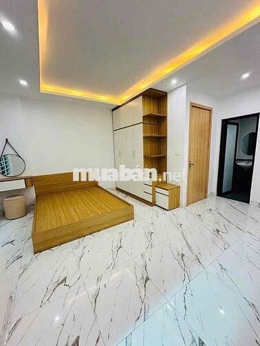 Gần phố Mình Khai 35m2 x5T giá 6.8 tỷ sổ CC nhà đẹp 2 thoáng dân xây n
