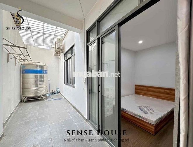 Chính Chủ Cho Thuê | 2PN Ban Công Rộng 80m2 | Ngay Sân Bay