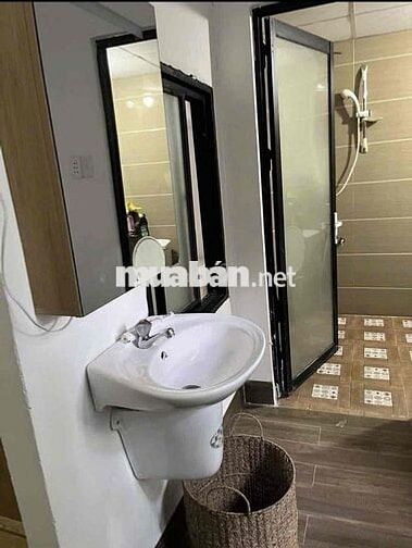 CHO THUÊ NHÀ - MẶT TIỀN SỐ 72 Y NUÊ - ĐỦ NỘI THẤT GIA ĐÌNH - SÂN OTO