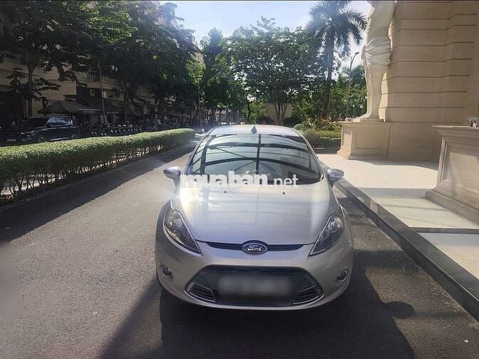 Ford Fiesta S 1.6 AT 2013 96225 km Bạc