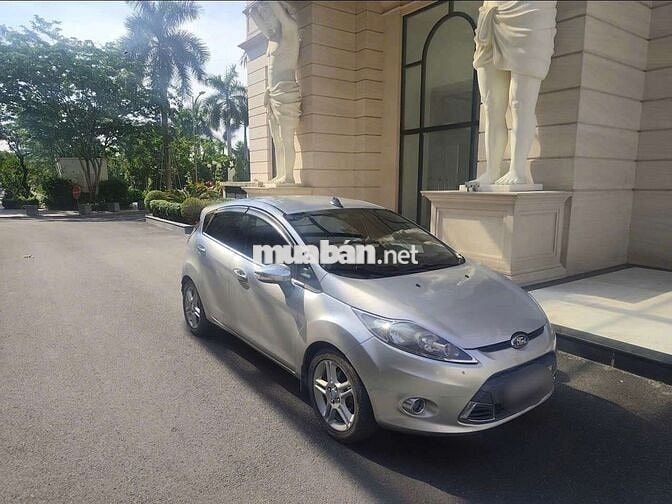 Ford Fiesta S 1.6 AT 2013 96225 km Bạc