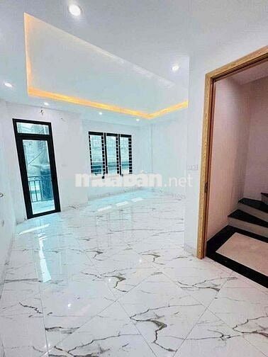 Gần phố Mình Khai 35m2 x5T giá 6.8 tỷ sổ CC nhà đẹp 2 thoáng dân xây n