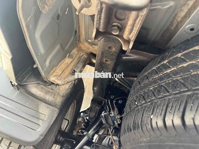 Toyota Fortuner MT 2009 Số sàn 7 chỗ Bạc