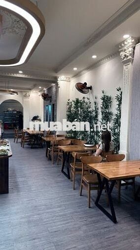 Cho thuê Mặt bằng kinh doanh/Nhà hàng đường Âu Cơ