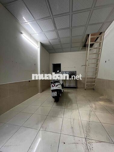 nhà nguyên căn gác full giá rẽ Bình Thạnh