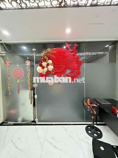 MẶT BẰNG SIÊU RẺ KINH DOANH TRUNG TÂM Q1,