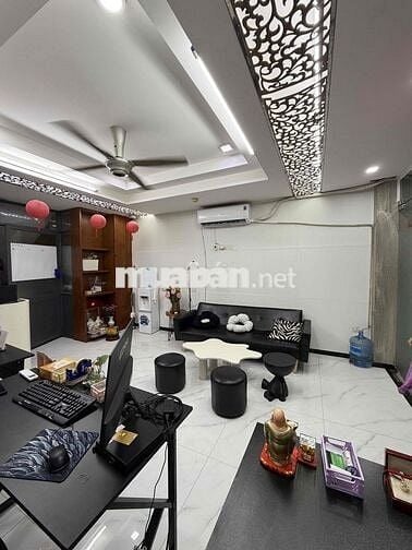 MẶT BẰNG SIÊU RẺ KINH DOANH TRUNG TÂM Q1,