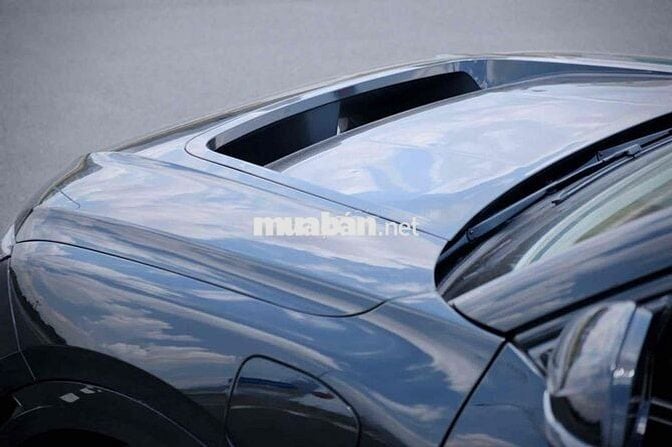 Vinfast VF9 Plus 2025 Đen nt Kem