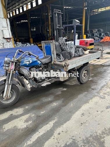 Cần 4 nam chạy ba gác làm Sắt Thép Xây Dựng .