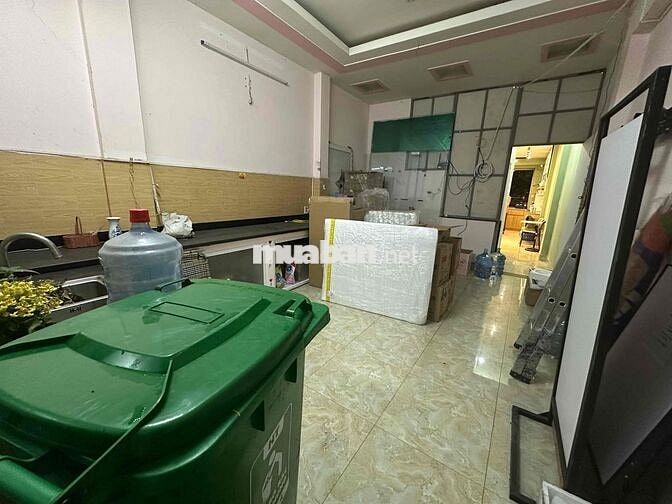 SANG LẠI MẶT BẰNG KINH DOANH 4*20