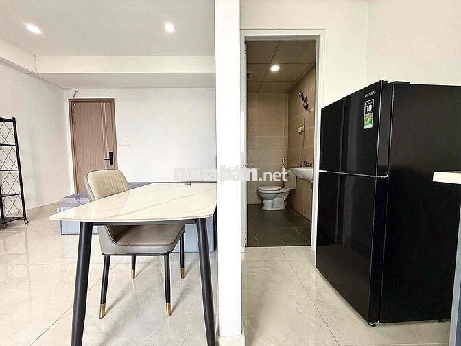 Căn hộ 1pn ban công full nội thất free phí dịch vụ ngay trung tâm Q10
