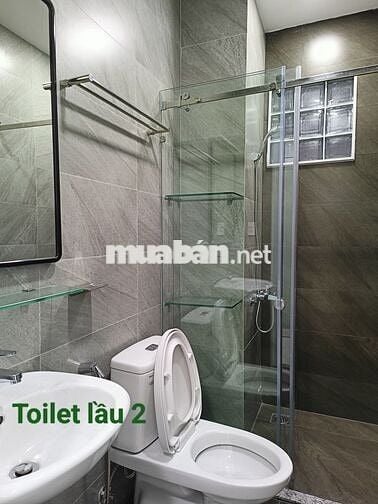 Nhà Nguyễn Căn Hẻm Xe Hơi Đường 3/2 - 2PN 3WC - 4x8m - Sẵn Máy Lạnh