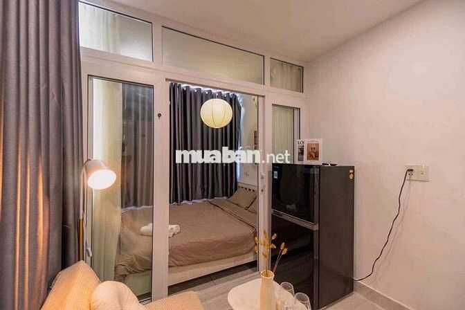 Cho Thuê Căn Hộ 1PN Có Thang Máy Cửa Sổ Ngập Sáng Ngay Cống Quỳnh