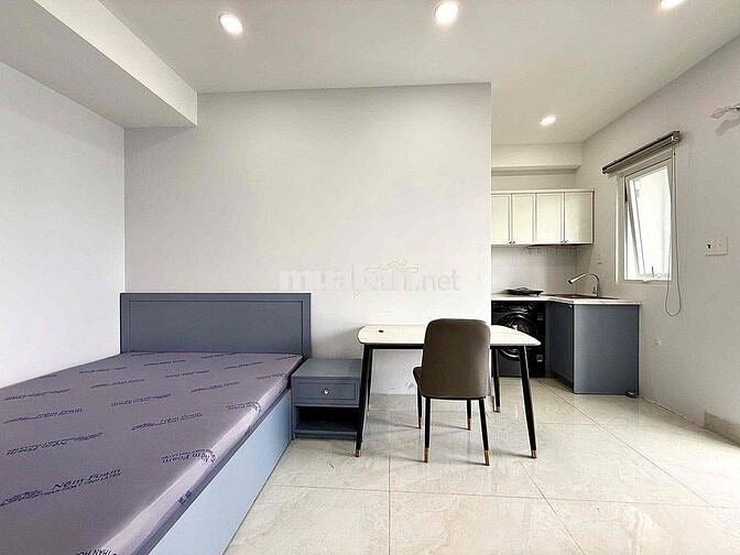 Căn hộ 1pn ban công full nội thất free phí dịch vụ ngay trung tâm Q10