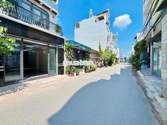 🏡 Nhà Đẹp Bình Tân (4,5M x 15M) Ngay Trung Tâm Chợ Bình Thành