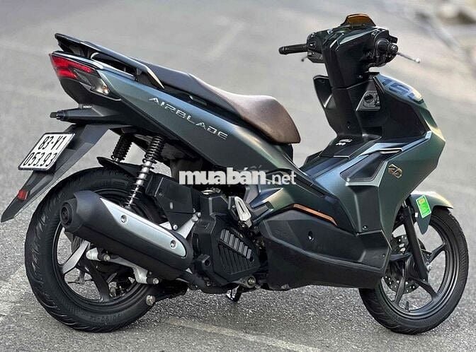 Honda Air Blade 150 2021 bst 9c nợ xấu trả 30% ạ