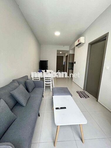 Căn 2 Phòng ngủ đầy đủ nội thất; View Hồ. Chỉ 8,5 tr/tháng