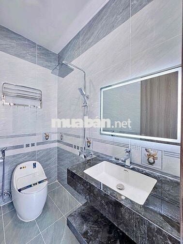 🏡 Nhà Đẹp Bình Tân (4,5M x 15M) Ngay Trung Tâm Chợ Bình Thành