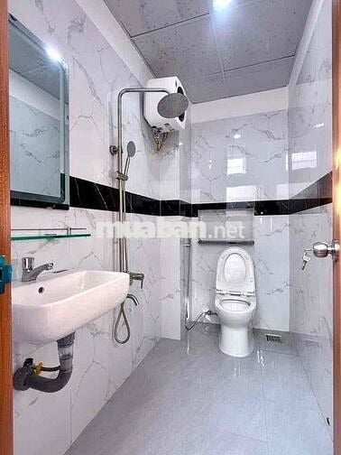 Hẻm 7m Lê Thúc Hoạch, 2 Tấm, 4 x 18m, 2 Phòng Ngủ, 3 wc