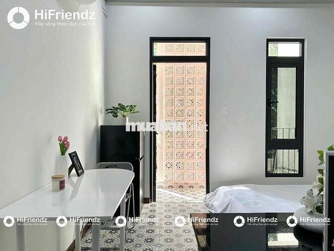 Căn Hộ Dịch Vụ Có Ban Công - Đầy Đủ Nội Thất - Ngay Chợ Tân Hương