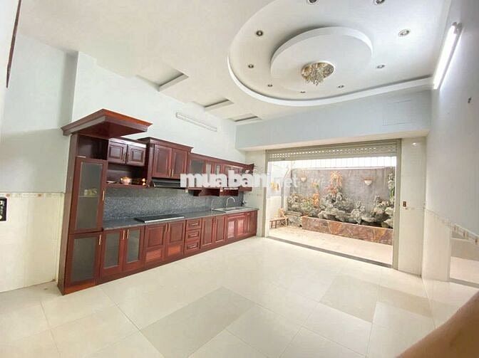 Khu VIP Nội bộ Phường Tân Sơn nhì :   4,5 x 20 Đúc 4 Lầu  siêu đẹp. 