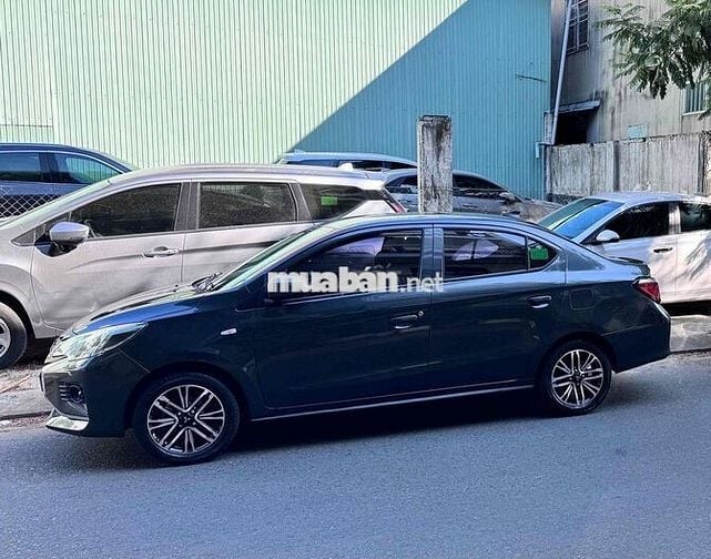 Mitsubishi Attrage 2024 Số sàn 45000 km Xám đen