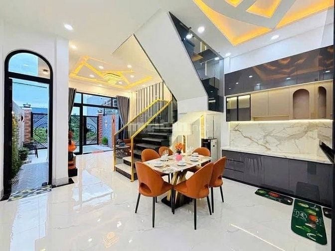 Bán nhà xã Tân Nhựt-Bình Chánh 85m2 giá 920tr. 