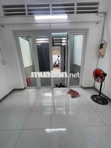 CHO THUÊ NHÀ NGUYÊN CĂN HẺM ĐƯỜNG TÂY THẠNH.4x20m,TRỆT , GÁC ĐÚC, 3PN