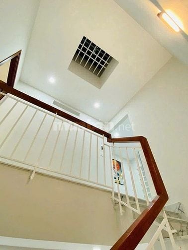 Bán gấp căn nhà 52m2 giá 1tỷ860 đường Lê Đức Thọ Phường 16 quận Gò Vấp