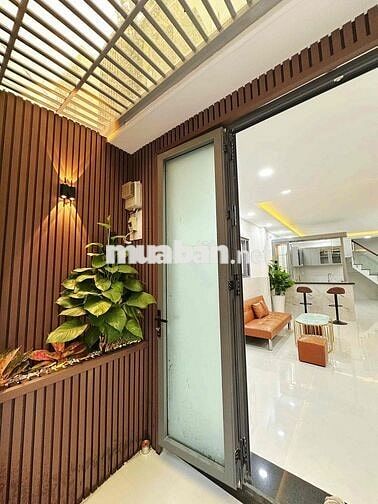 Ngay Đại Học Công Thương - DT 4x13m 1 Trệt 1 Lầu 2Pn 2Wc - Hẻm 6m