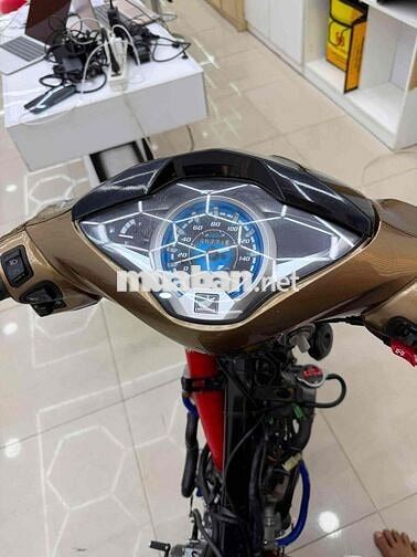 Honda Future 125i Vàng đồng 5 cấp đĩa trước sau