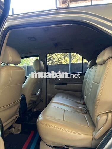 Toyota Fortuner 2015 Số sàn Bạc