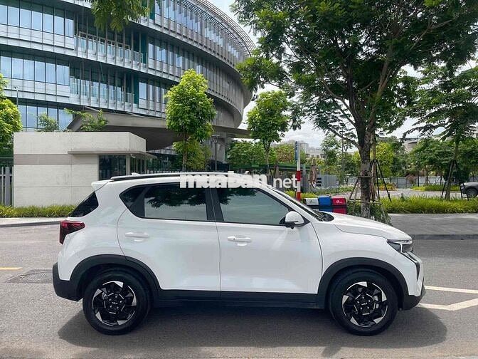 Kia Sonet Luxury 2025 Trắng 9000 km