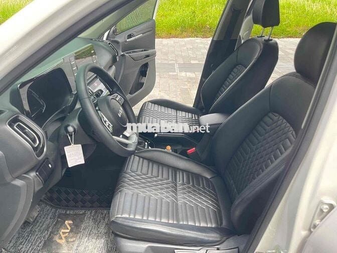 Kia Sonet Luxury 2025 Trắng 9000 km