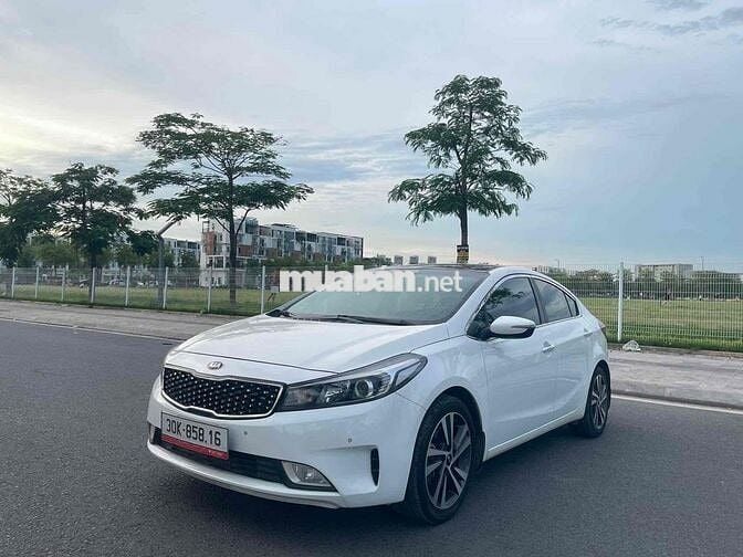 Kia Cerato 2.0AT 2017 Trắng 8982 km